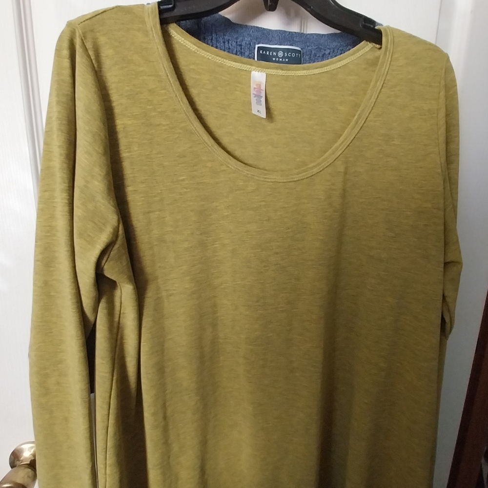 Long sleeve
